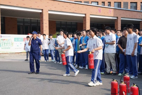 平阳县万全综合高级中学.jpg